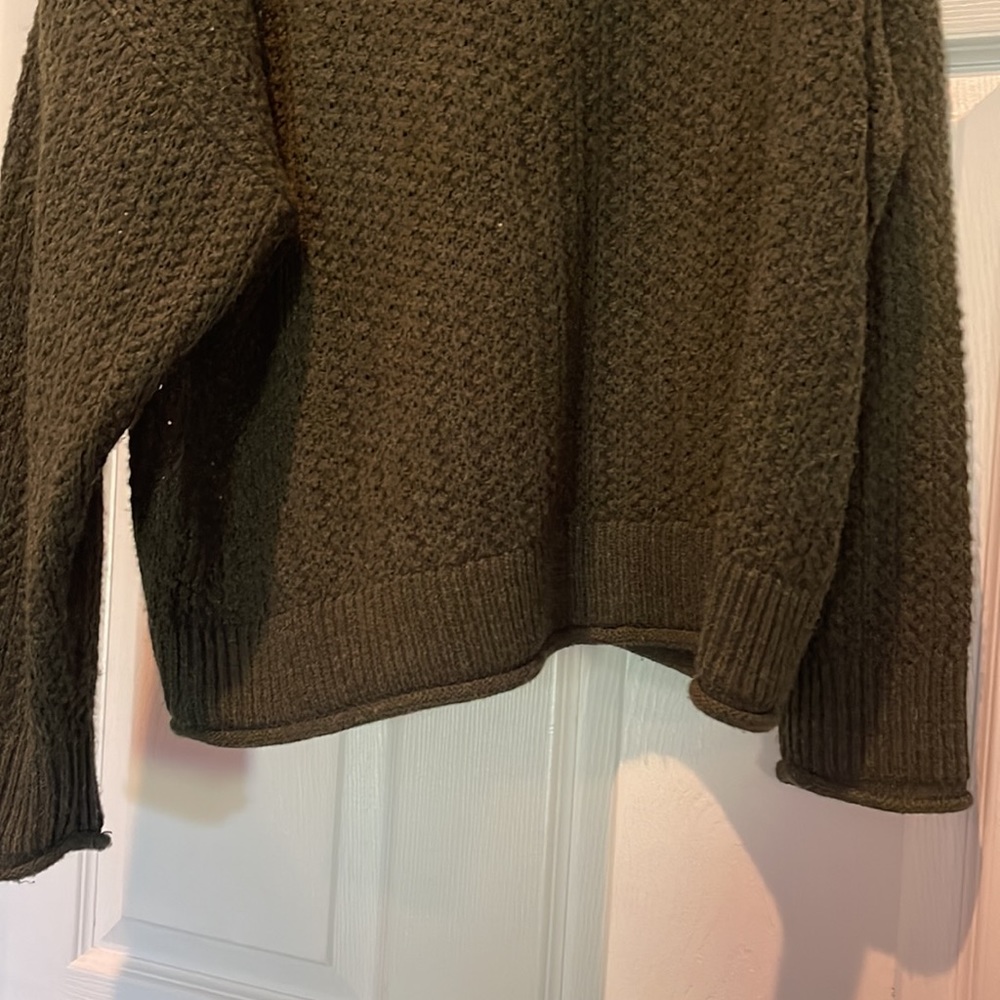 Universal Thread sweater - Picture 7 of 9